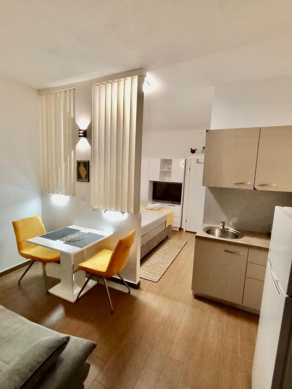 Studio Apartment With Pool Pula Exterior foto